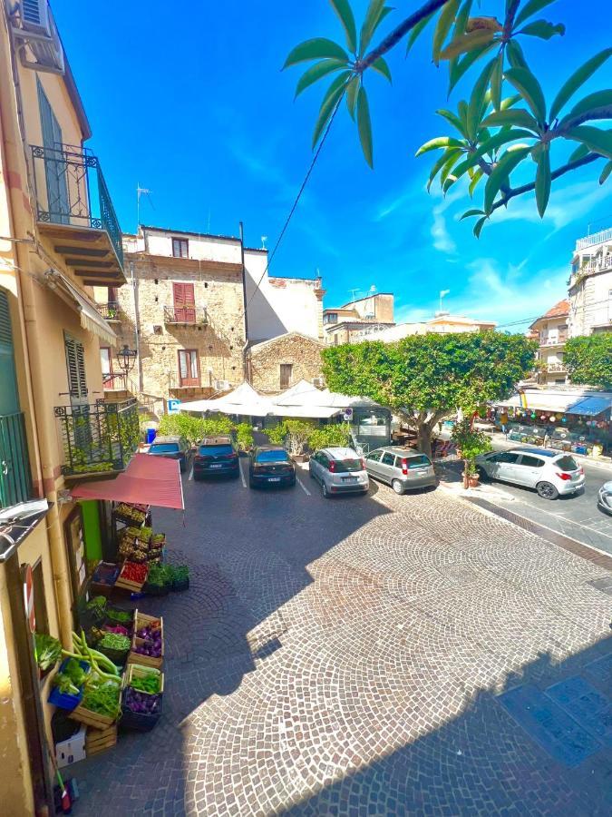 Gira Vota E Furria Villa Santo Stefano di Camastra Eksteriør bilde